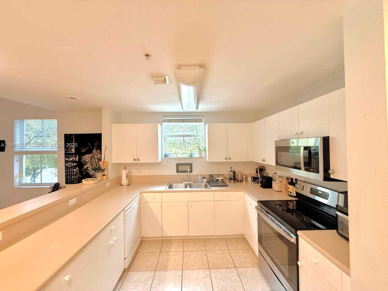Small Image of 11102 NORTH WEST 83RD ST #226, Doral Number 7