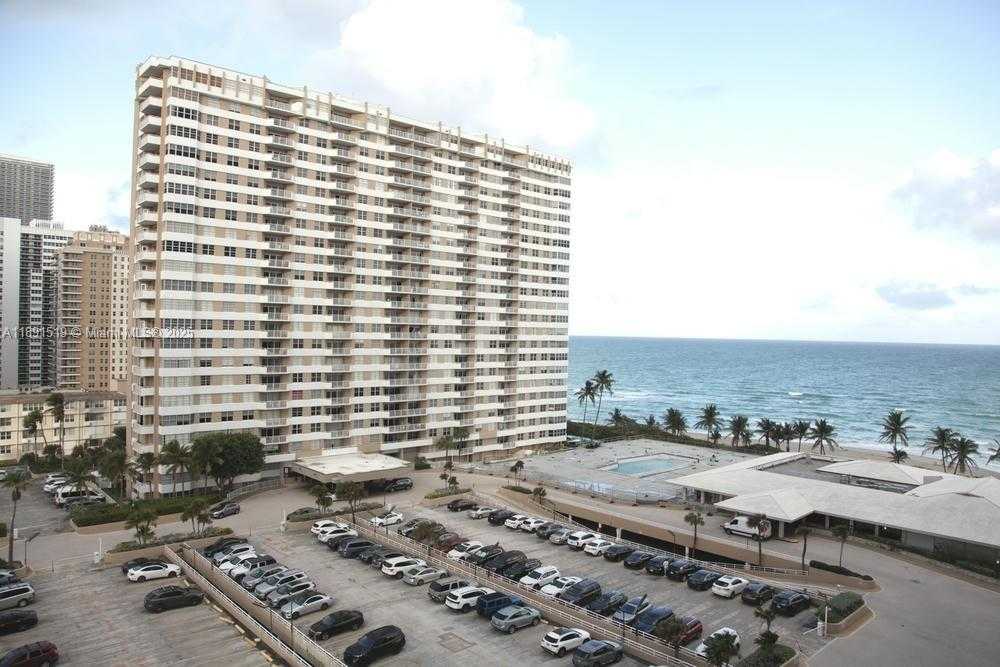 Small Image of 1980 SOUTH OCEAN DR #9M, Hallandale Beach Number 100