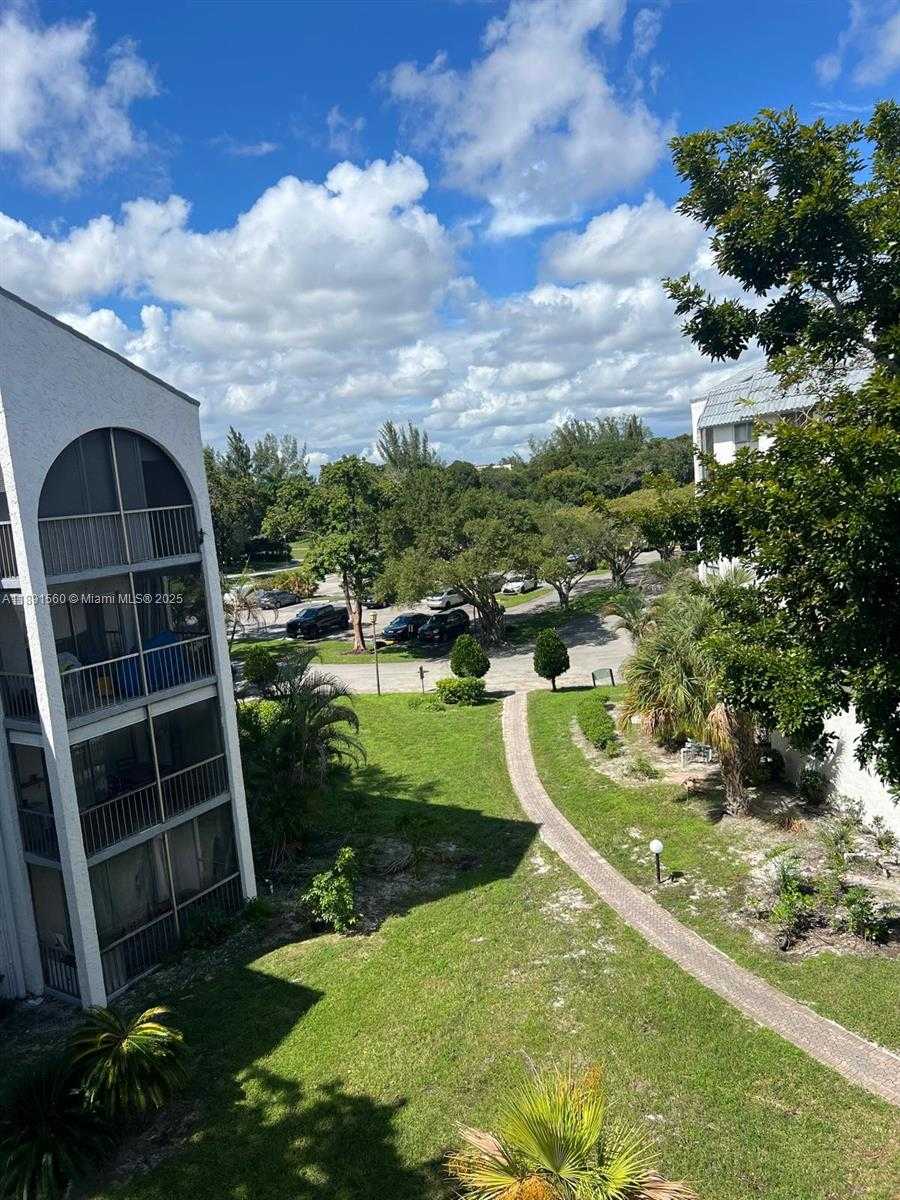 Small Image of 3300 SPANISH MOSS TER #411, Lauderhill Number 14