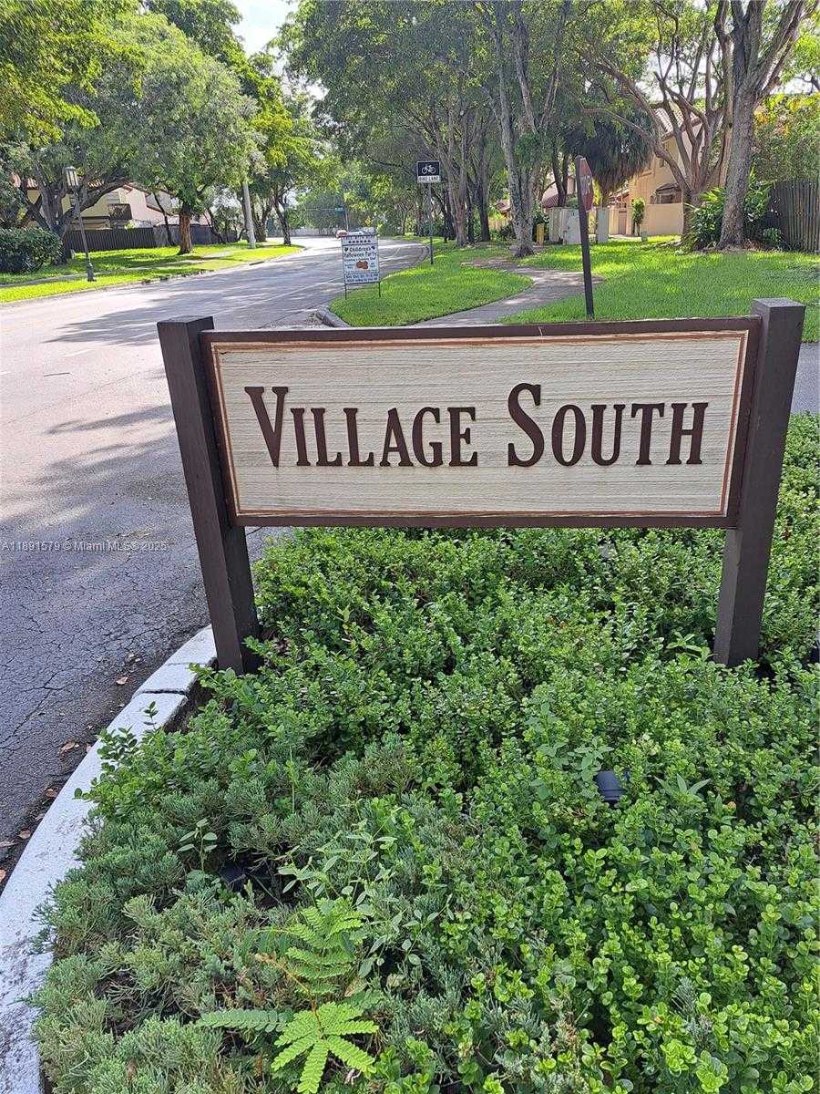 Small Image of 11332 SOUTH WEST 133RD CT #56-3, Miami Number 3