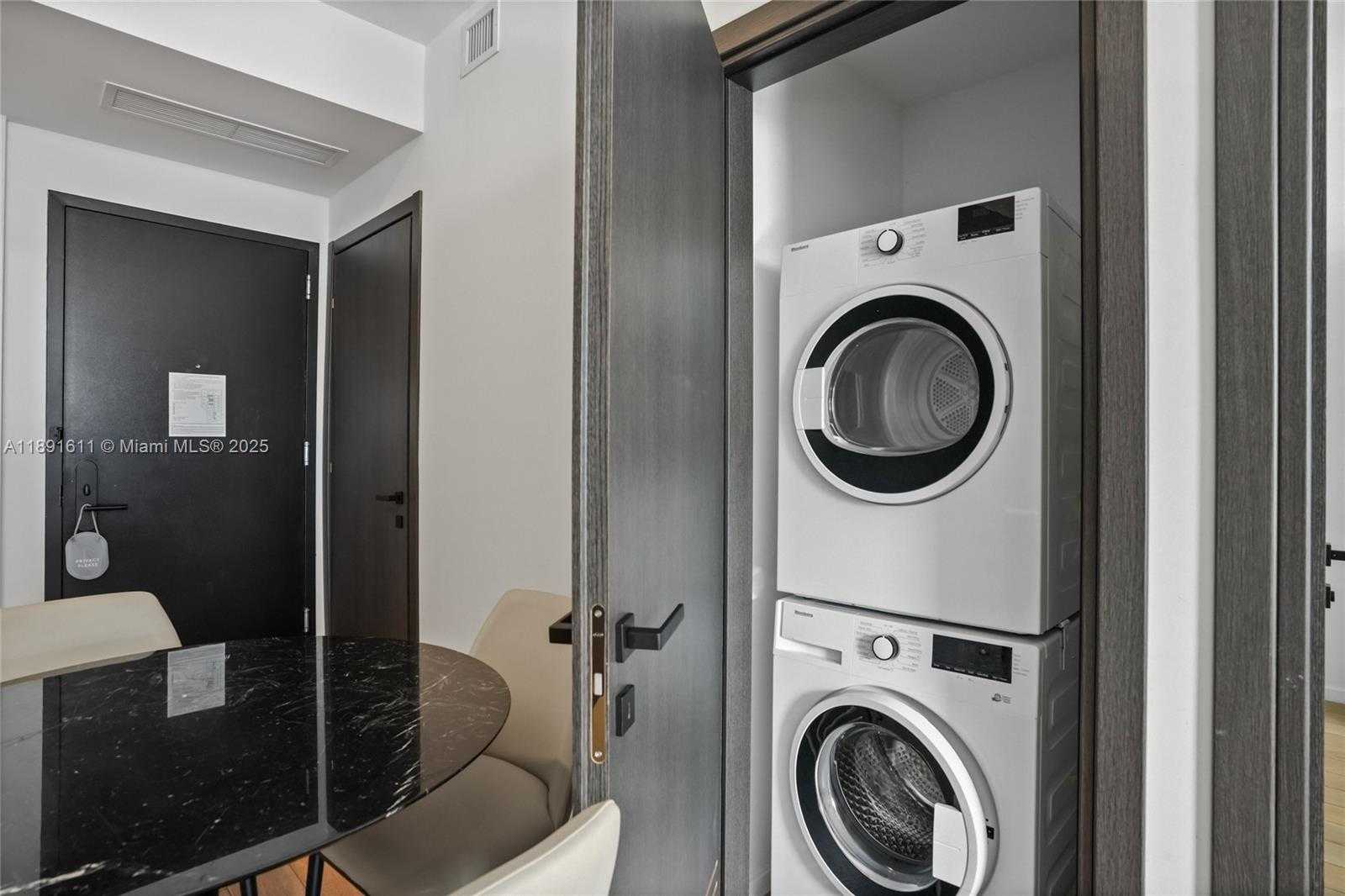Small Image of 398 NORTH EAST 5TH ST #4410, Miami Number 14