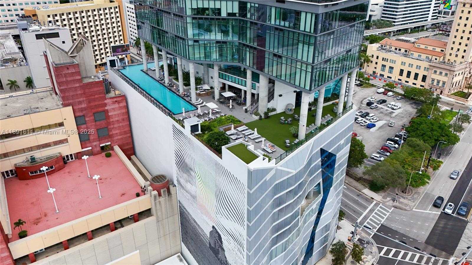 Small Image of 398 NORTH EAST 5TH ST #4410, Miami Number 33