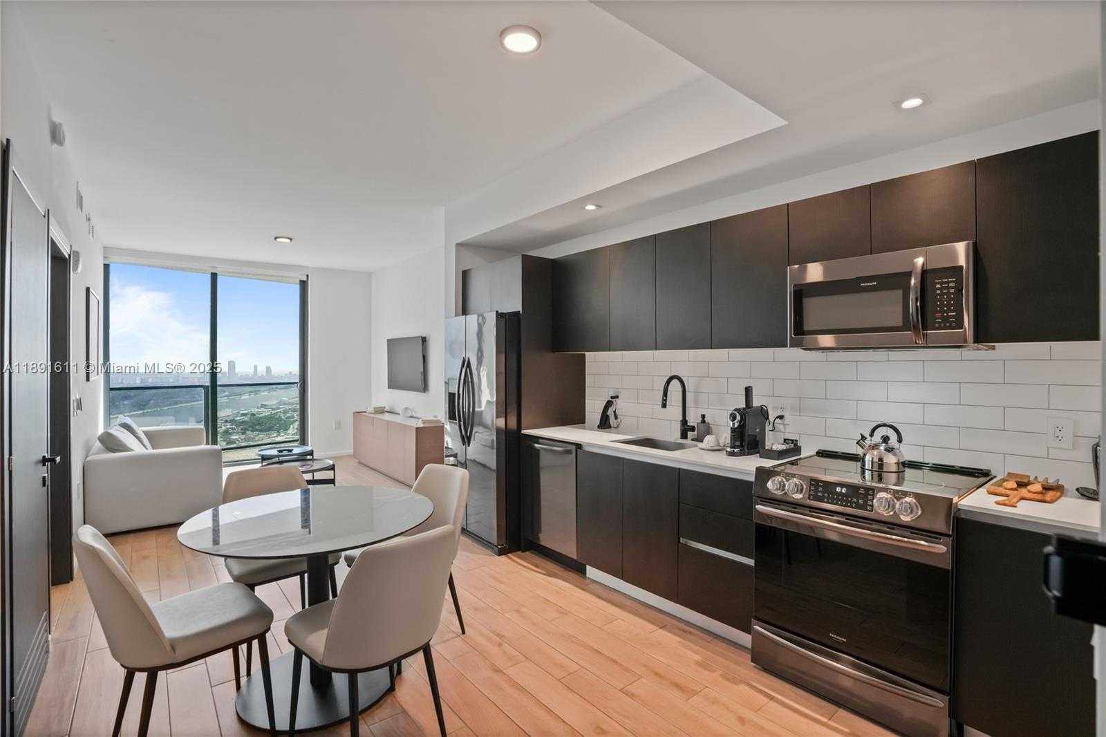 Small Image of 398 NORTH EAST 5TH ST #4410, Miami Number 9