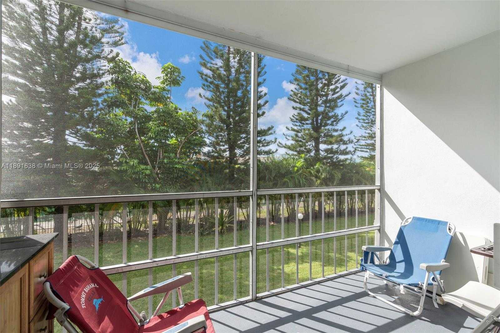 Small Image of 1000 HILLCREST CT #207, Hollywood Number 18