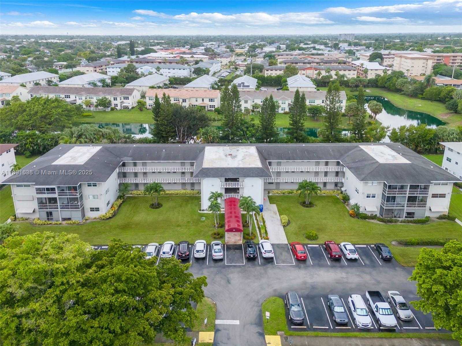 Small Image of 1000 HILLCREST CT #207, Hollywood Number 19