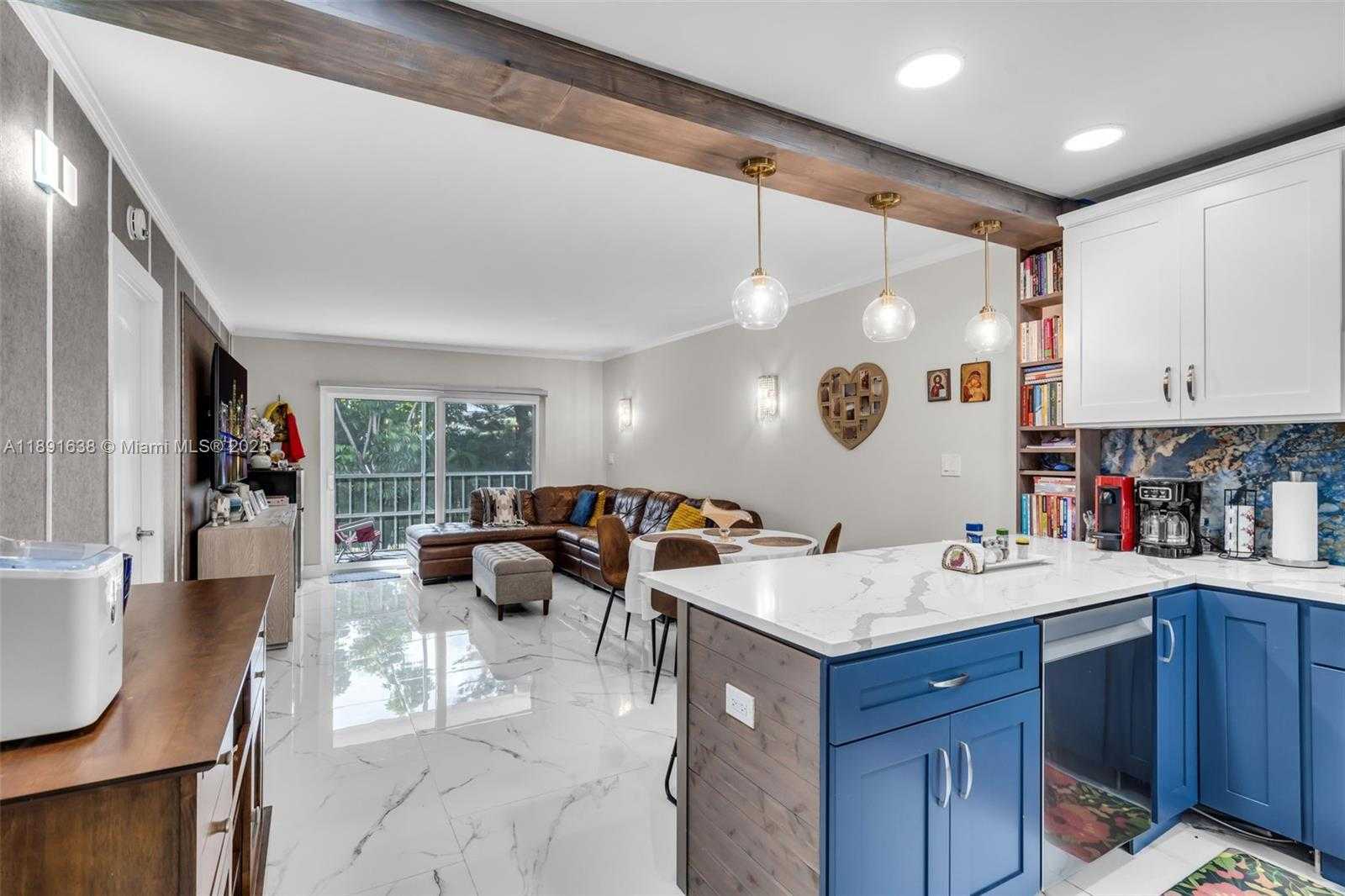 Small Image of 1000 HILLCREST CT #207, Hollywood Number 5