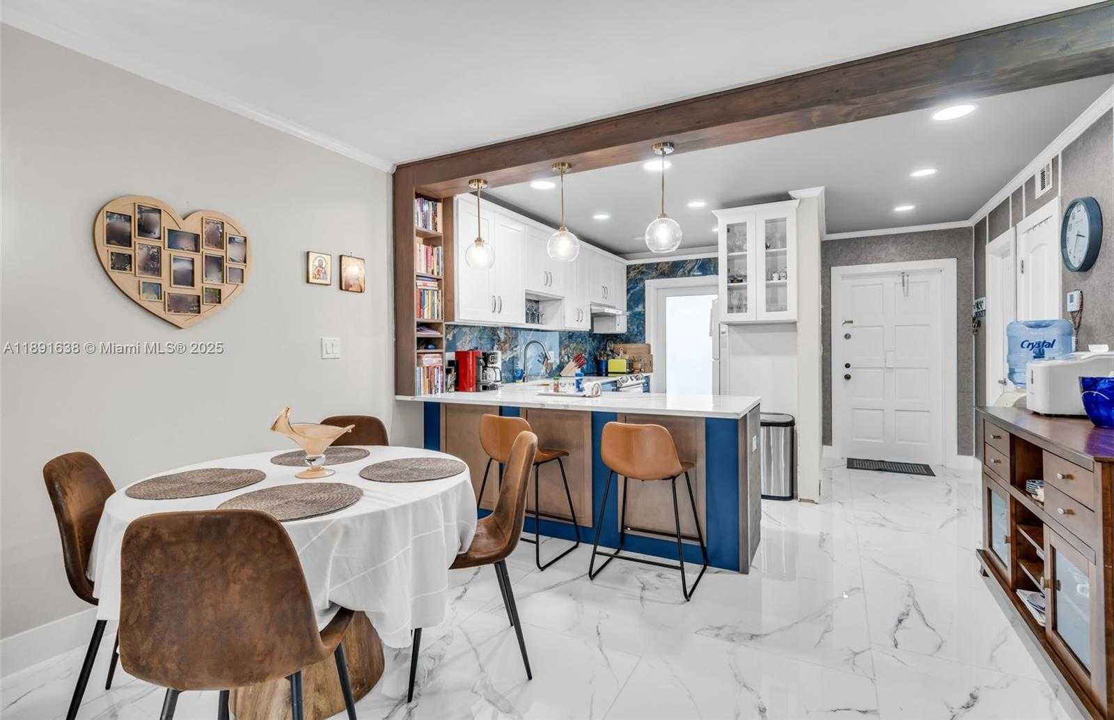Small Image of 1000 HILLCREST CT #207, Hollywood Number 9