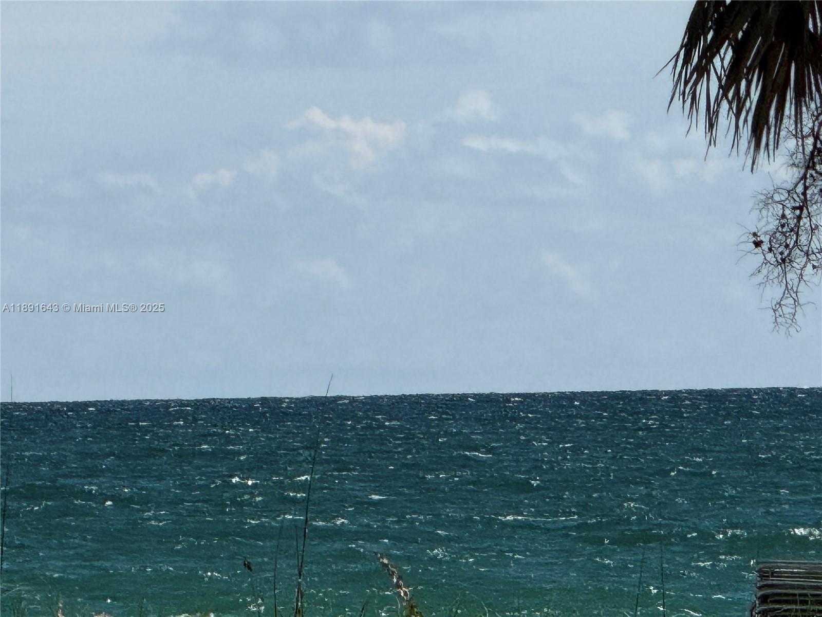 Small Image of 5005 COLLINS AVE #823, Miami Beach Number 18