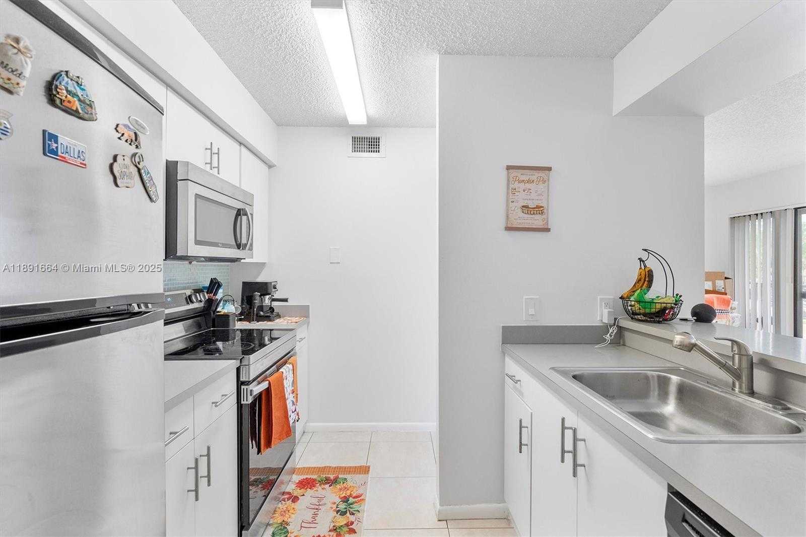 Small Image of 510 SOUTH PARK RD #25-10, Hollywood Number 7