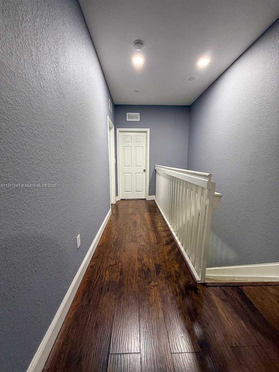 Small Image of 6580 CATALINA LN #6580, Tamarac Number 10