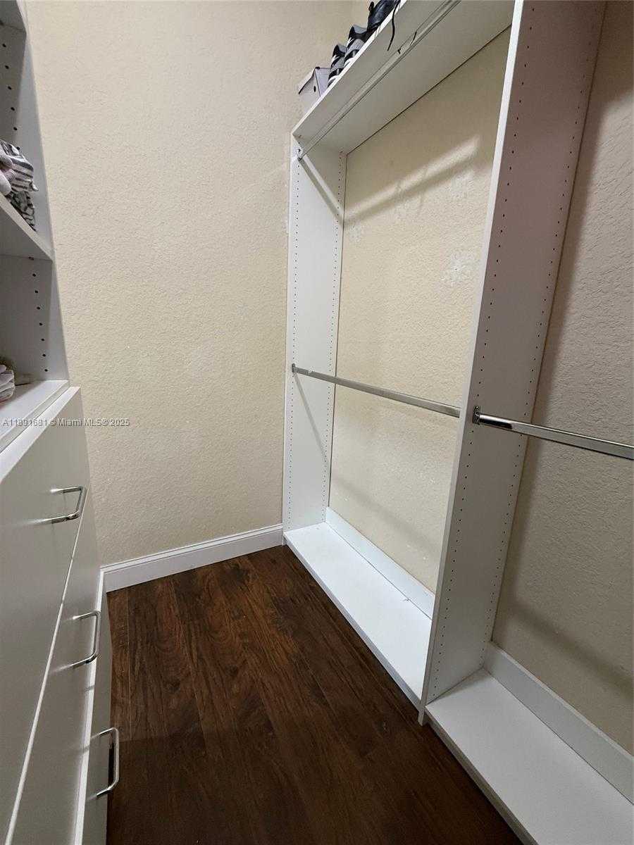 Small Image of 6580 CATALINA LN #6580, Tamarac Number 12