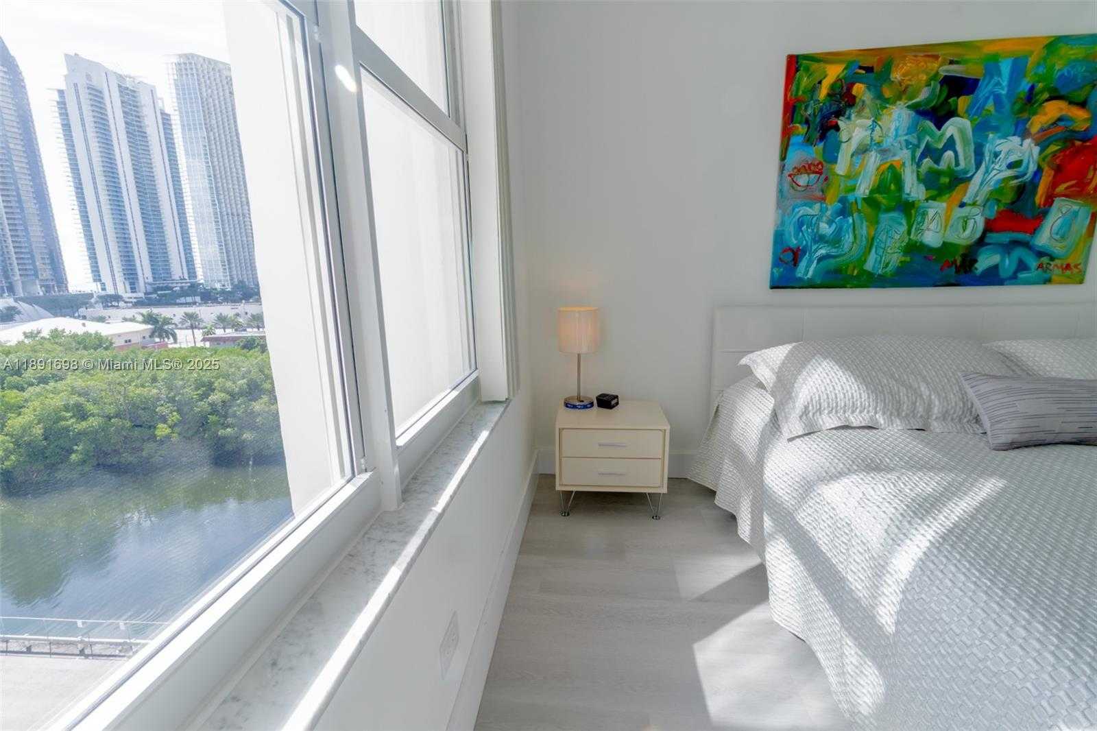 Small Image of 230 174TH ST #920, Sunny Isles Beach Number 12