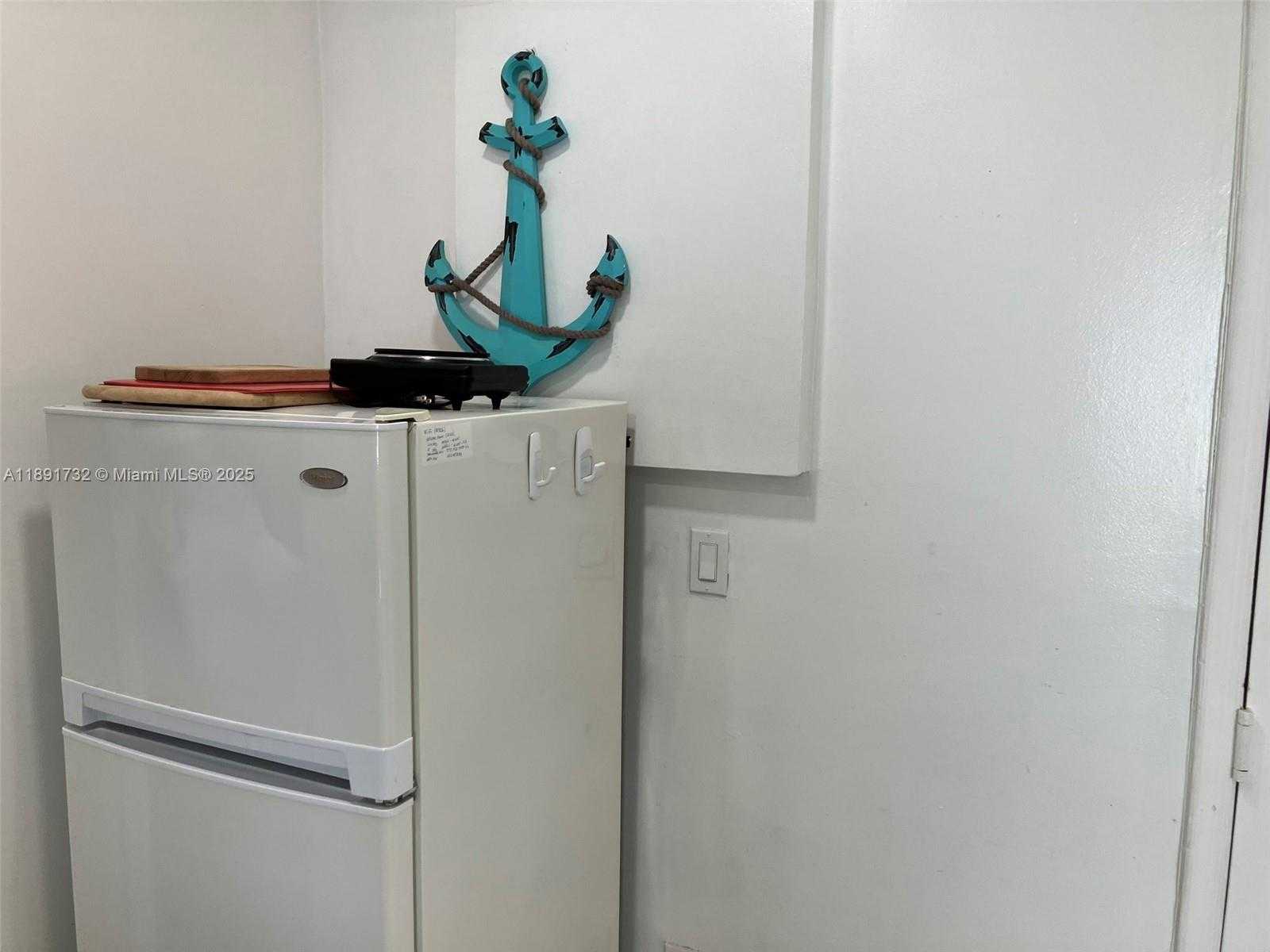 Small Image of 335 OCEAN DR #306, Miami Beach Number 12