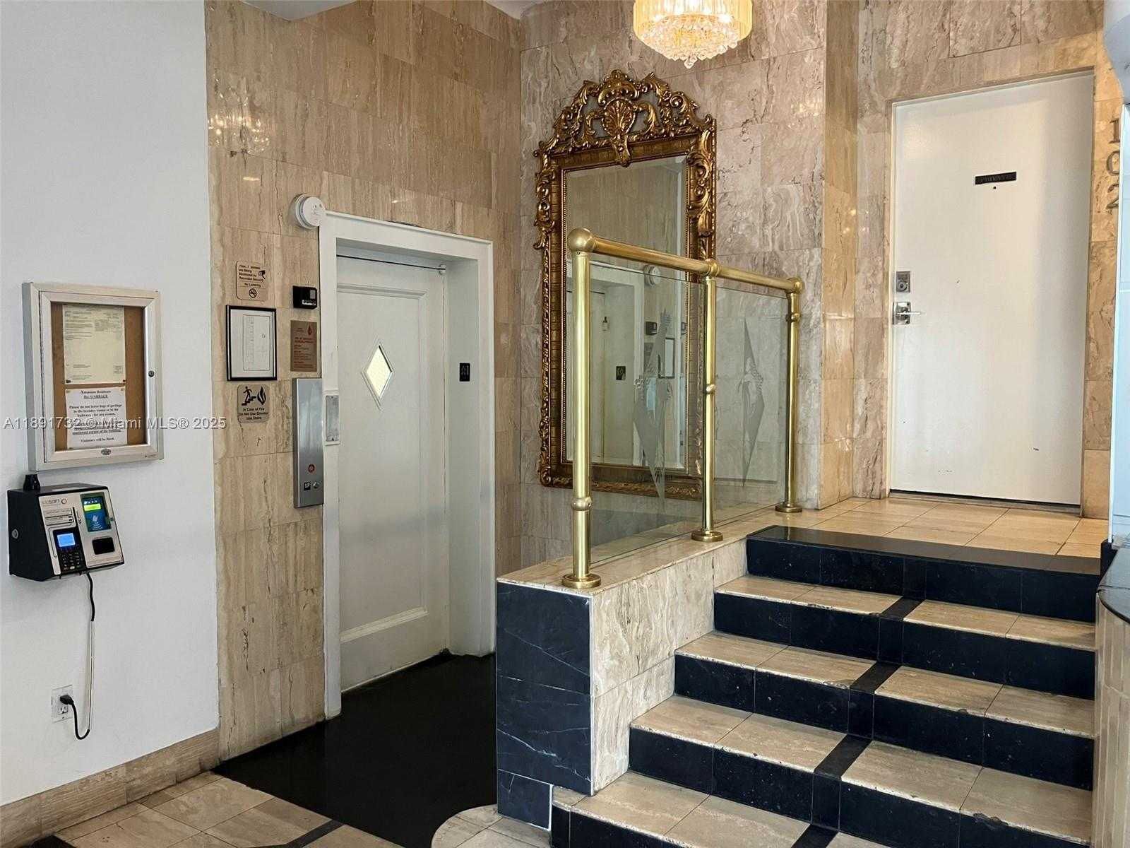 Small Image of 335 OCEAN DR #306, Miami Beach Number 2