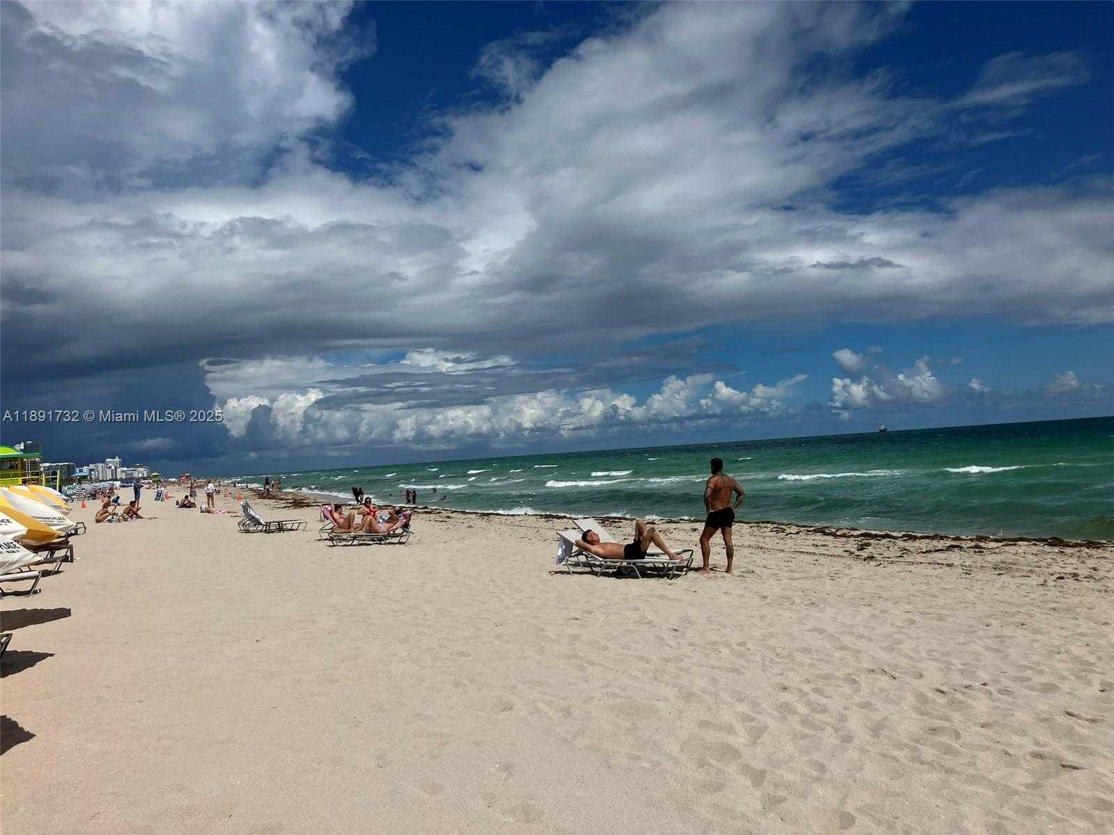 Small Image of 335 OCEAN DR #306, Miami Beach Number 27
