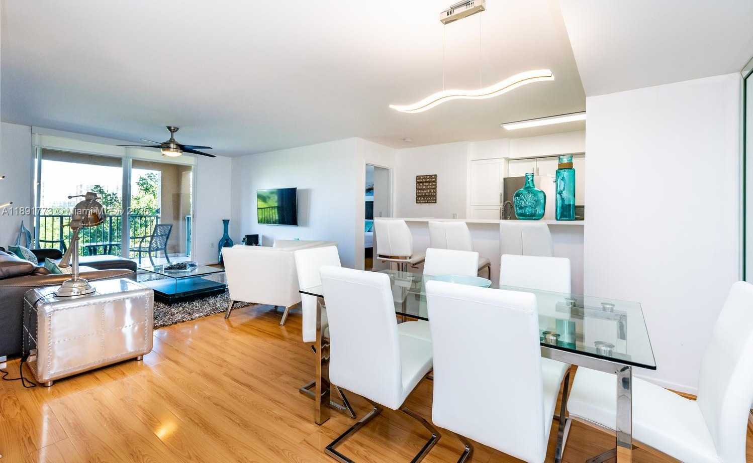 Small Image of 19801 EAST COUNTRY CLUB DR #4501, Aventura Number 7