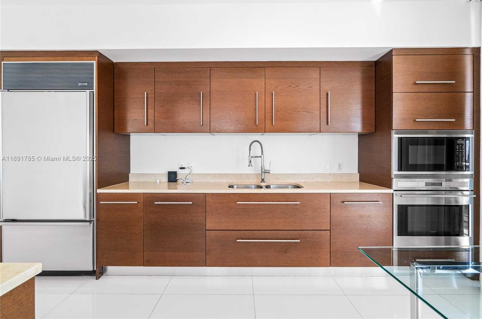 Small Image of 485 BRICKELL AVE #4410, Miami Number 16