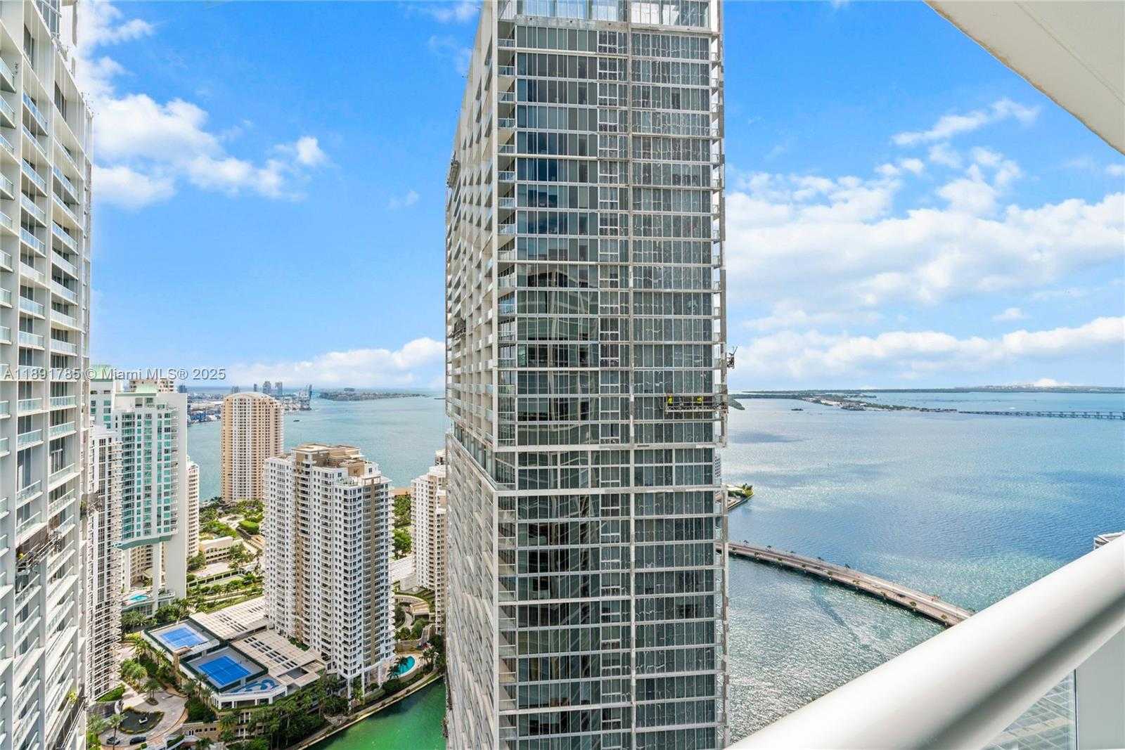 Small Image of 485 BRICKELL AVE #4410, Miami Number 24