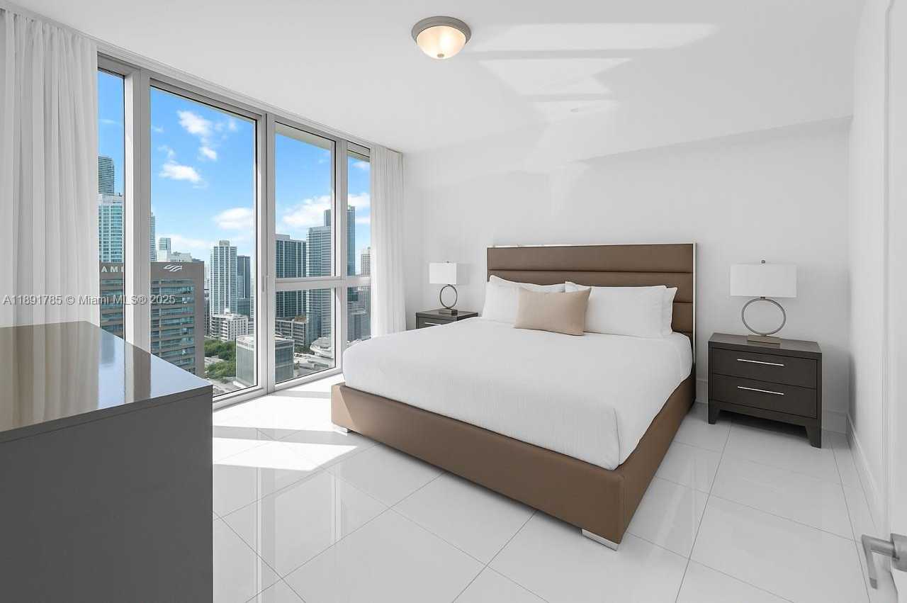 Small Image of 485 BRICKELL AVE #4410, Miami Number 31