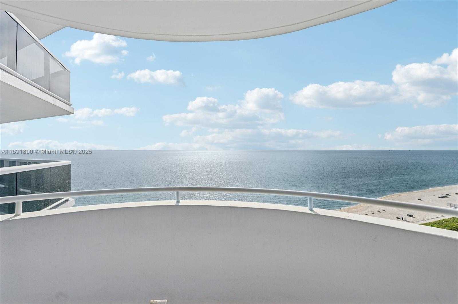 Small Image of 6301 COLLINS AVE #2203, Miami Beach Number 2