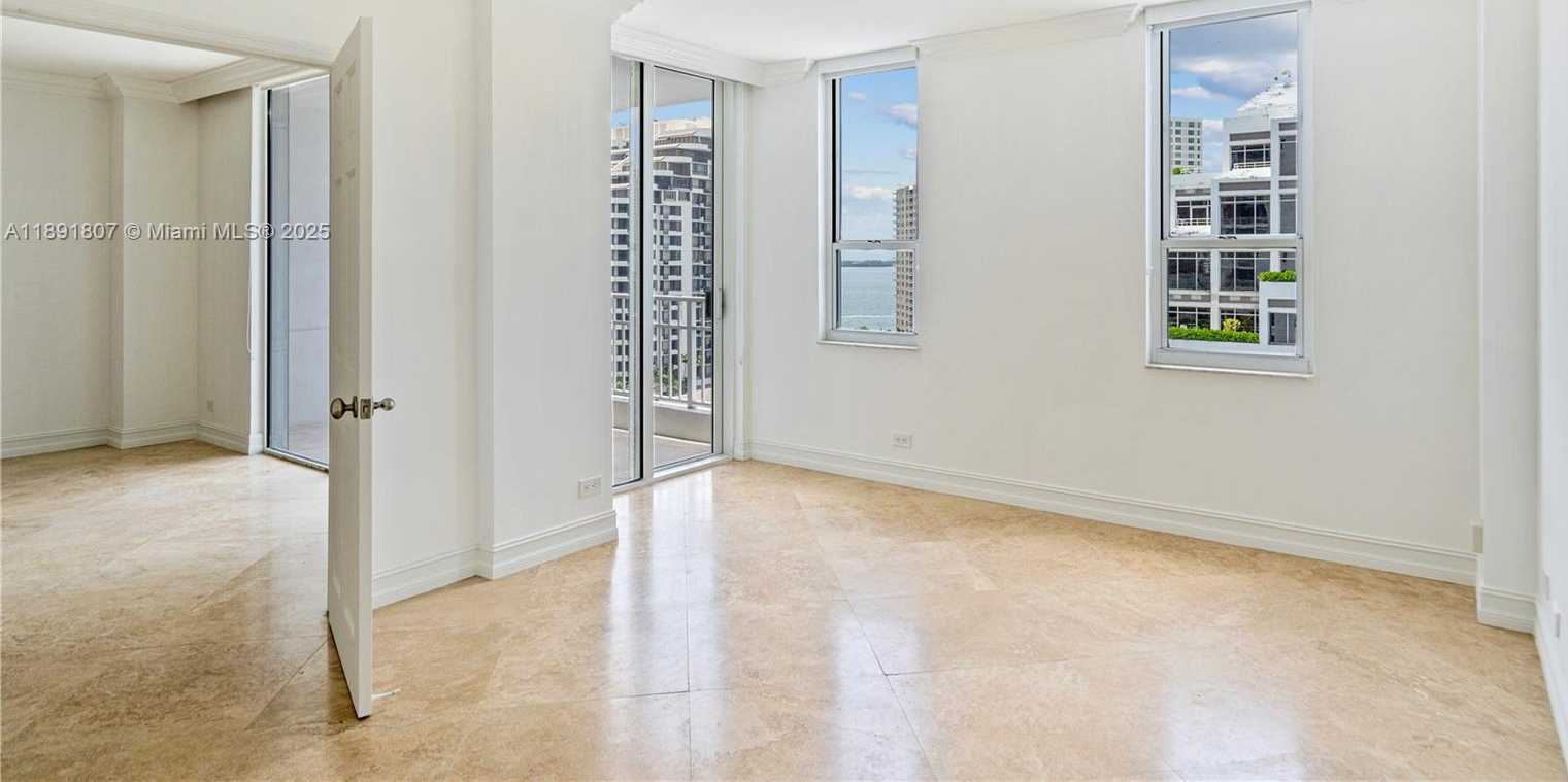 Small Image of 701 BRICKELL KEY BLVD #1411, Miami Number 10