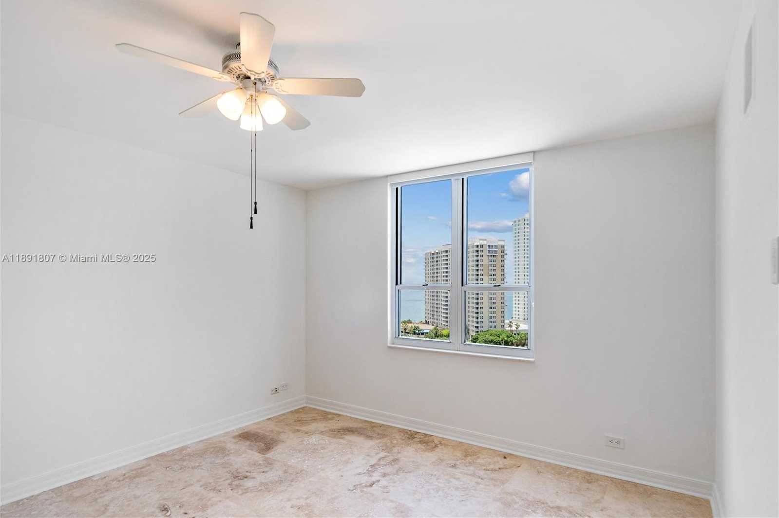 Small Image of 701 BRICKELL KEY BLVD #1411, Miami Number 12
