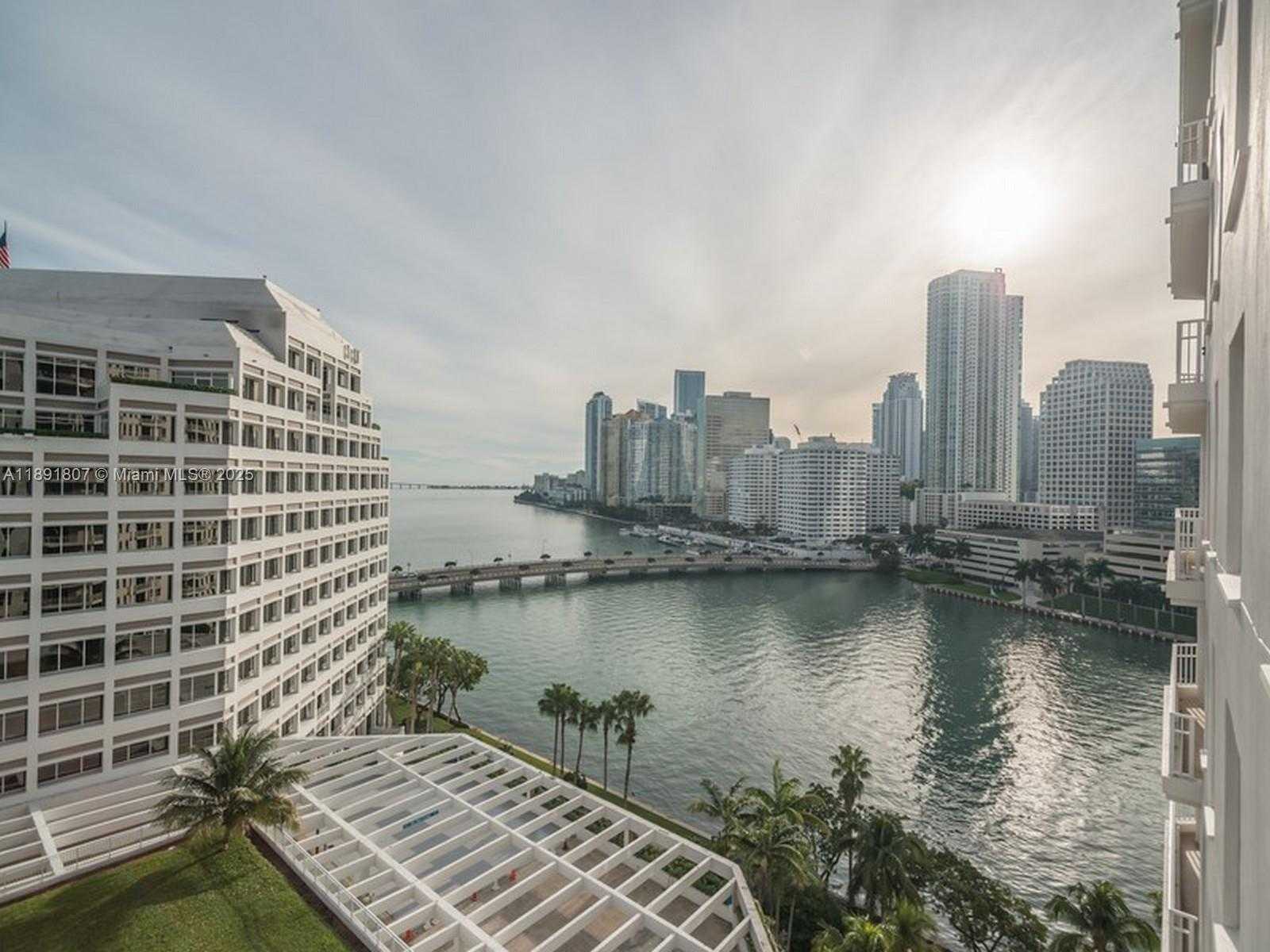 Small Image of 701 BRICKELL KEY BLVD #1411, Miami Number 20