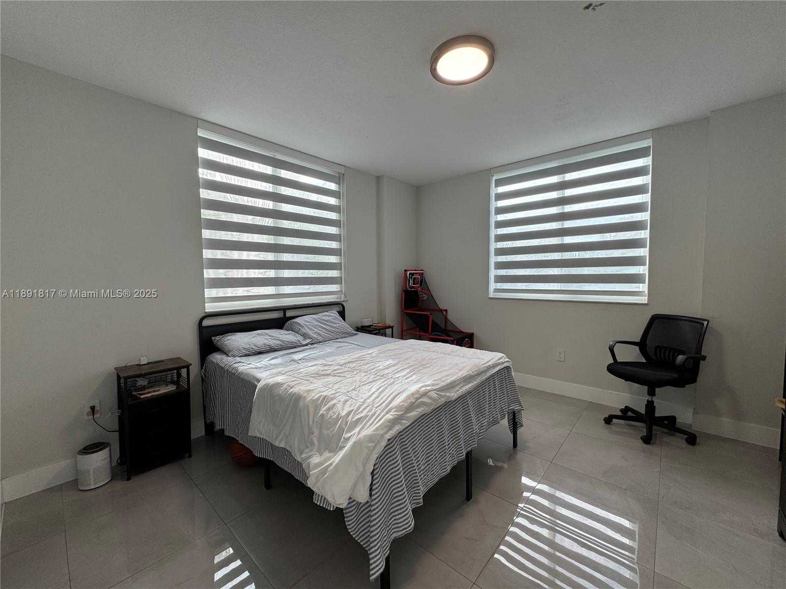 Small Image of 2775 NORTH EAST 187TH ST #318, Aventura Number 19