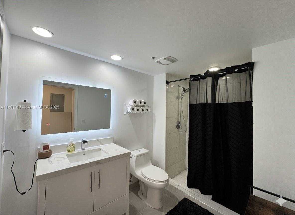 Small Image of 2775 NORTH EAST 187TH ST #318, Aventura Number 20