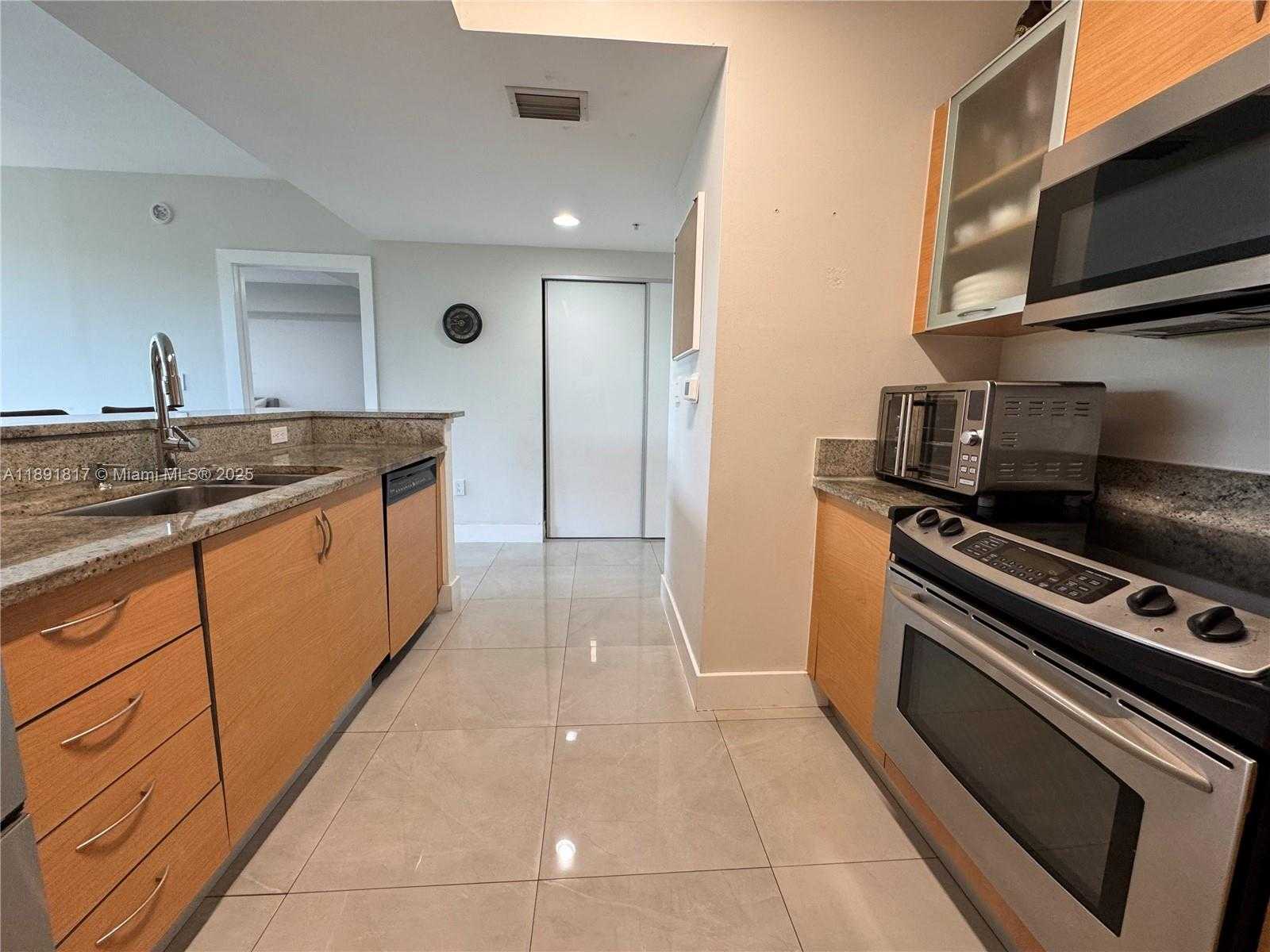 Small Image of 2775 NORTH EAST 187TH ST #318, Aventura Number 9