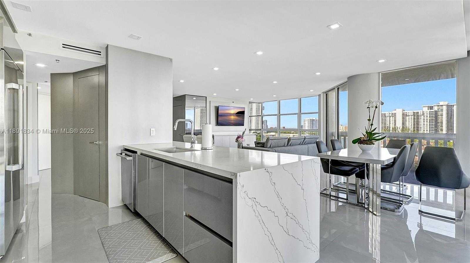 Small Image of 1000 ISLAND BLVD #1004, Aventura Number 15
