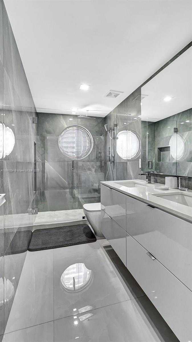 Small Image of 1000 ISLAND BLVD #1004, Aventura Number 38