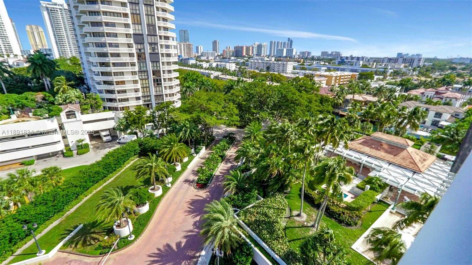 Small Image of 1000 ISLAND BLVD #1004, Aventura Number 47