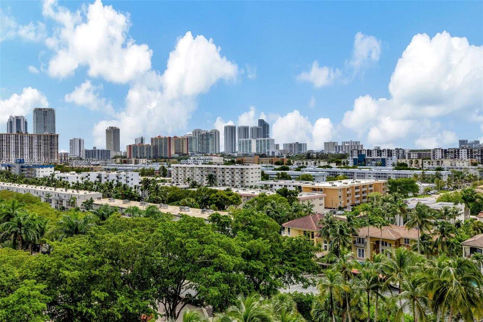 Small Image of 1000 ISLAND BLVD #1004, Aventura Number 52
