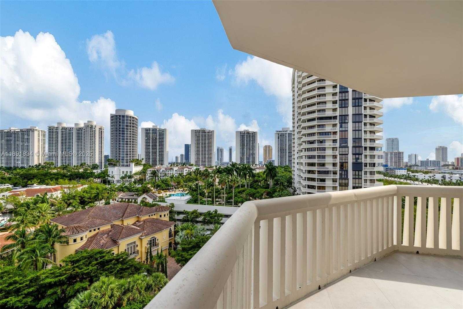 Small Image of 1000 ISLAND BLVD #1004, Aventura Number 53