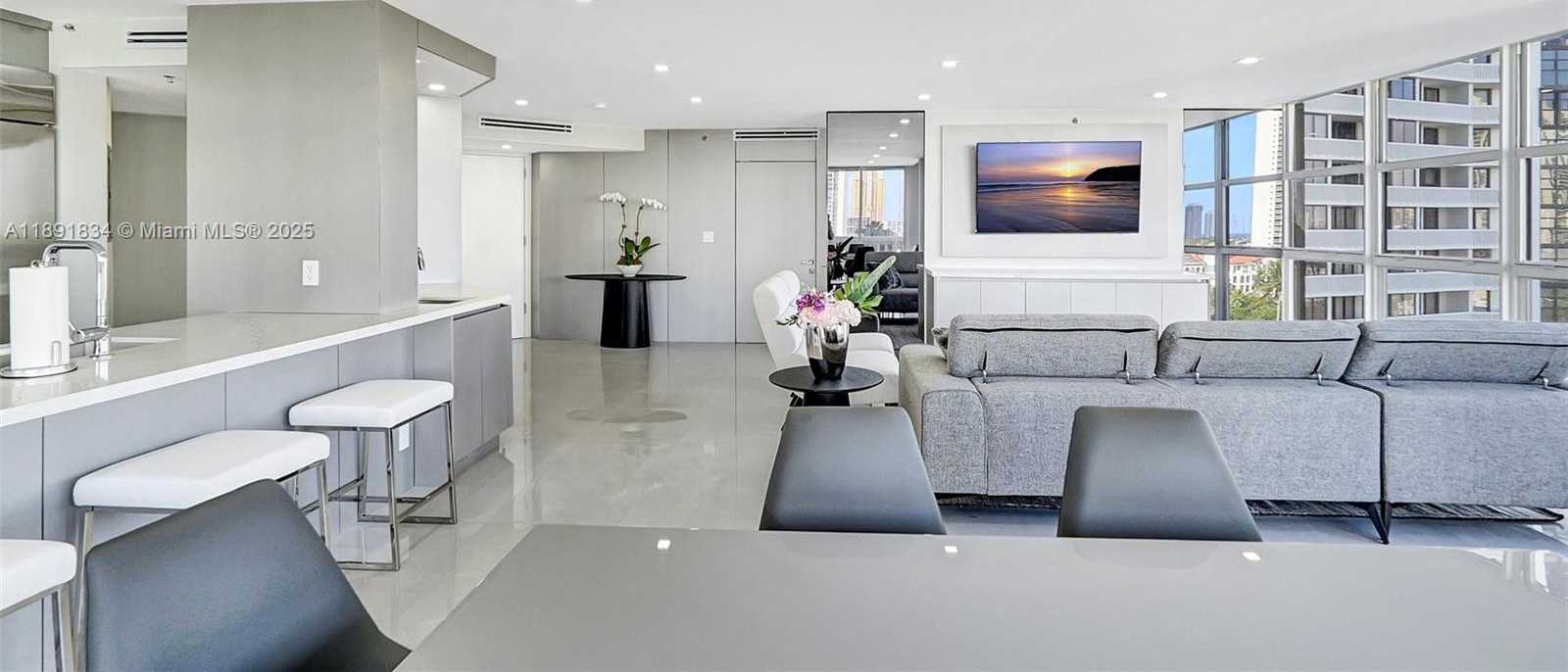 Small Image of 1000 ISLAND BLVD #1004, Aventura Number 7