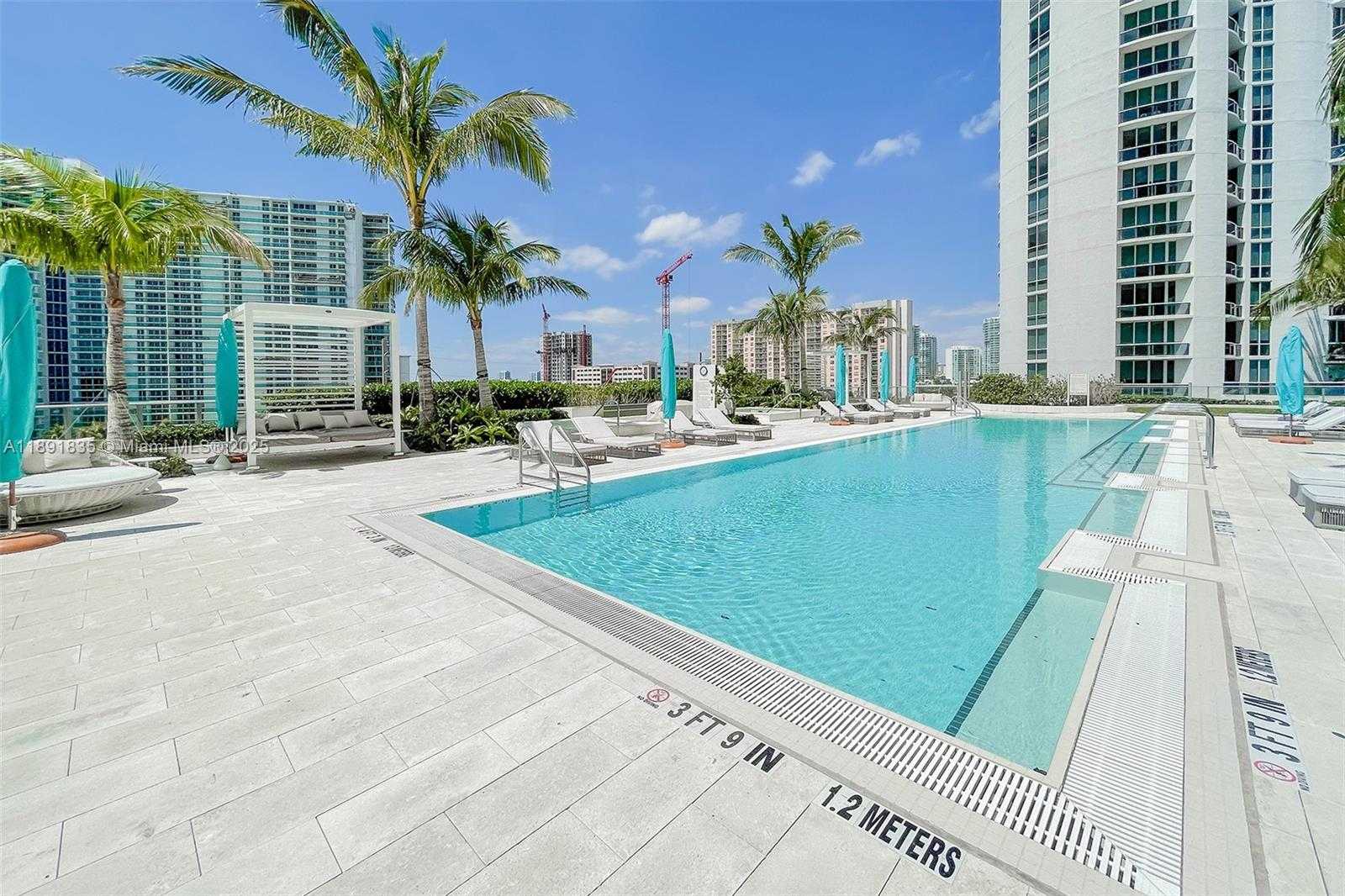 Small Image of 15701 COLLINS AVE #4203, Sunny Isles Beach Number 18