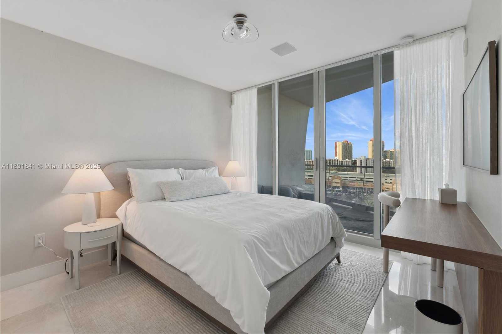 Small Image of 16901 COLLINS AVE #805, Sunny Isles Beach Number 20
