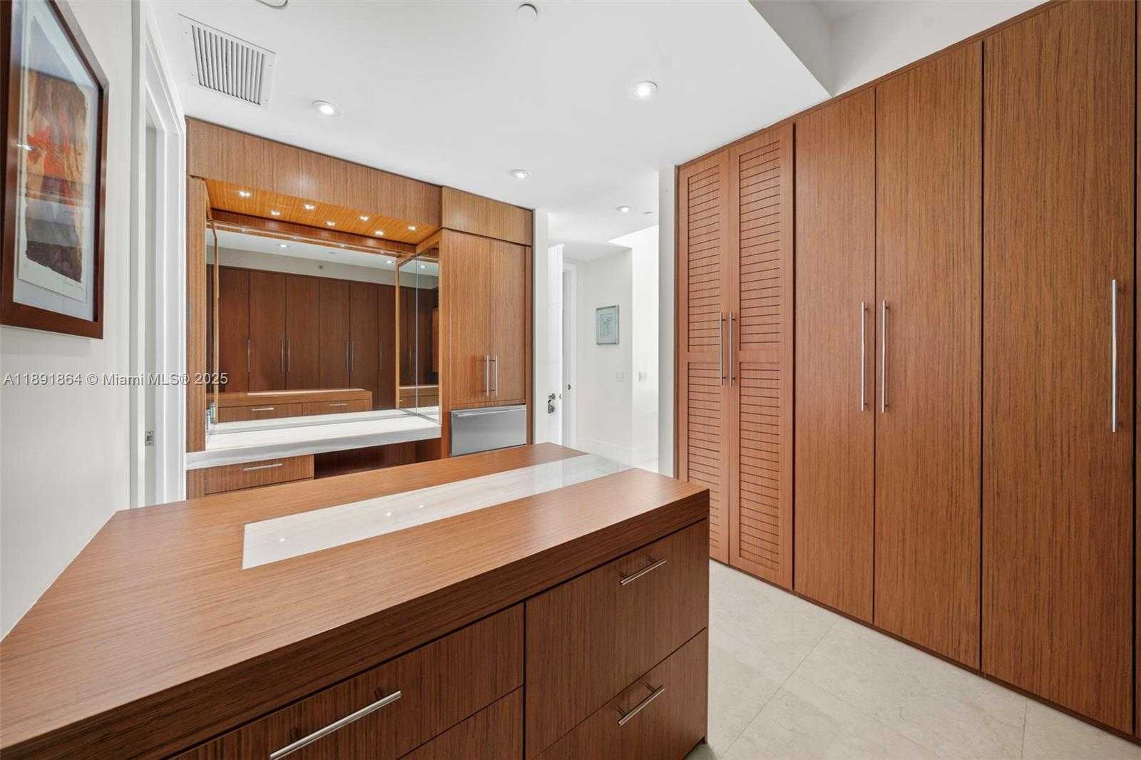 Small Image of 9705 COLLINS AVE #1402N, Bal Harbour Number 15
