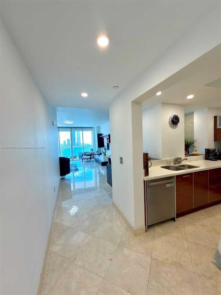 Small Image of 3330 NORTH EAST 190TH ST #1610, Aventura Number 13