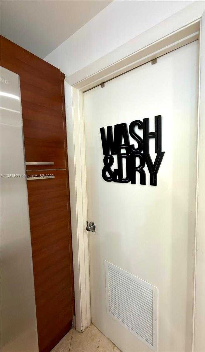Small Image of 3330 NORTH EAST 190TH ST #1610, Aventura Number 19
