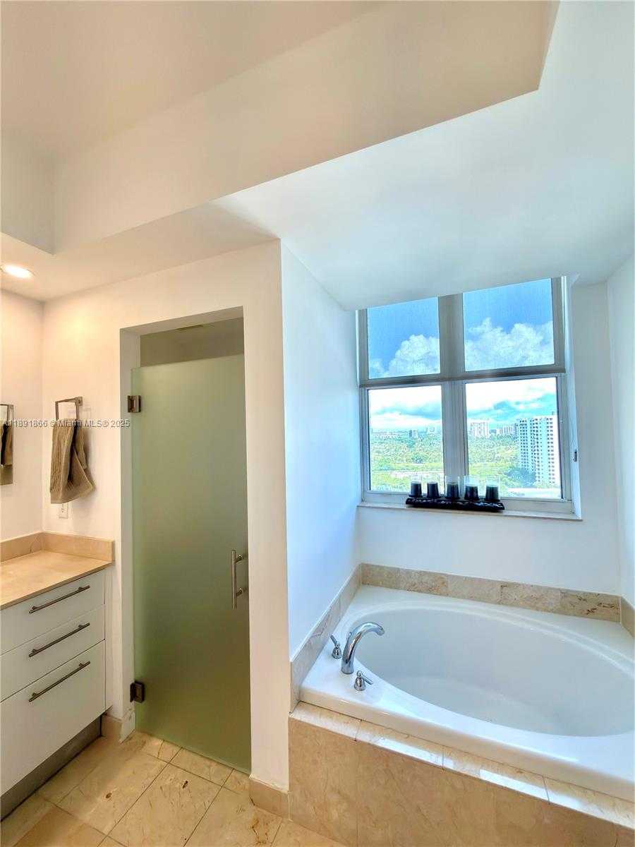 Small Image of 3330 NORTH EAST 190TH ST #1610, Aventura Number 26