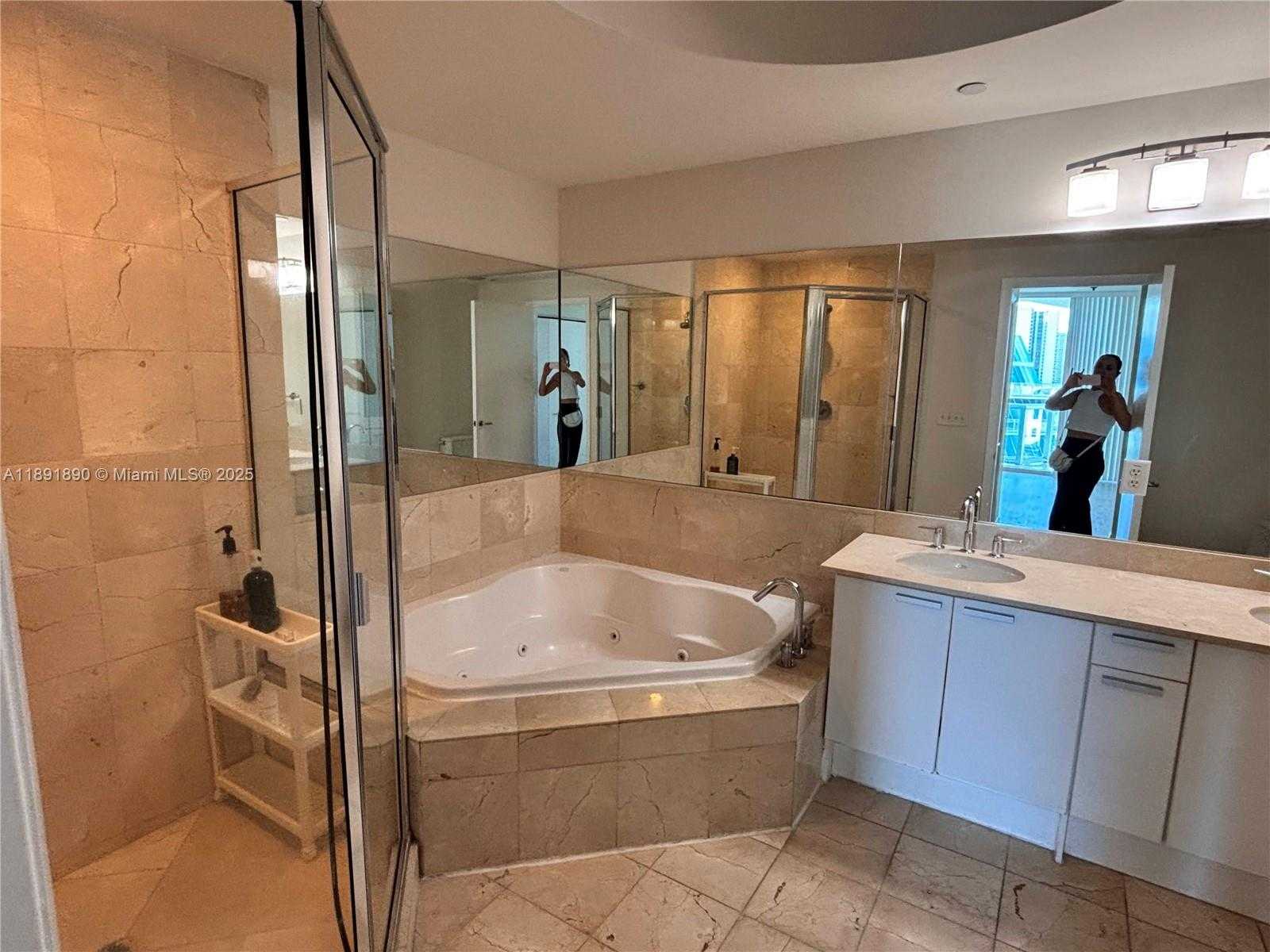 Small Image of 3131 NORTH EAST 188TH ST #1-809, Aventura Number 10