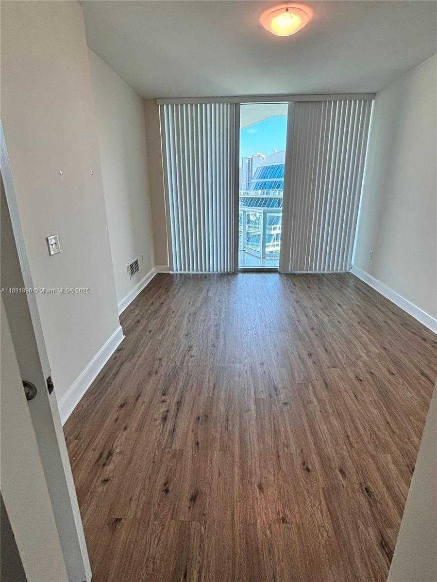 Small Image of 3131 NORTH EAST 188TH ST #1-809, Aventura Number 11
