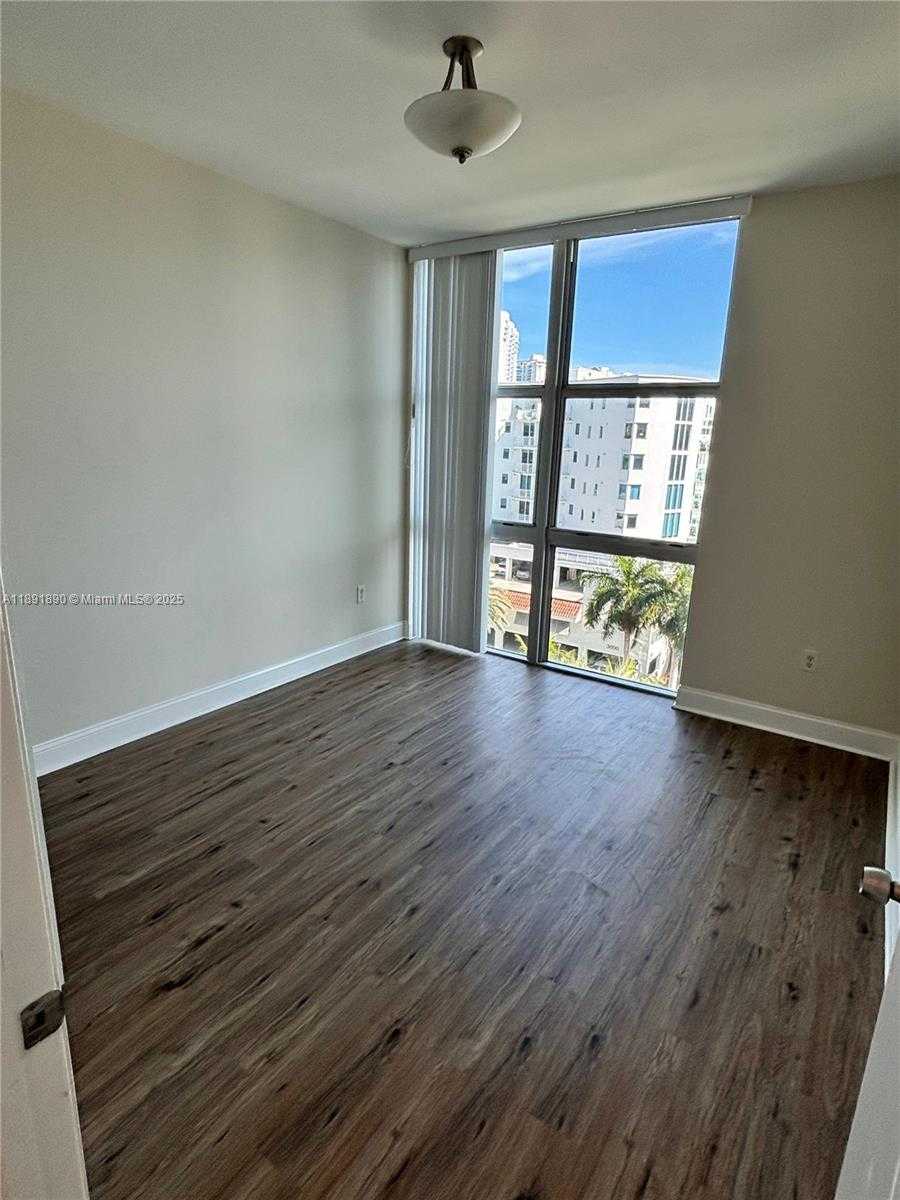 Small Image of 3131 NORTH EAST 188TH ST #1-809, Aventura Number 13