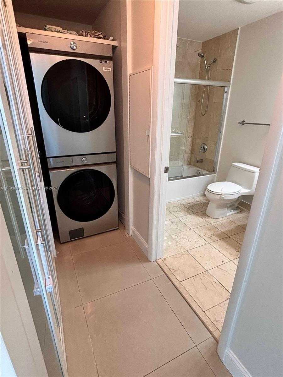 Small Image of 3131 NORTH EAST 188TH ST #1-809, Aventura Number 15