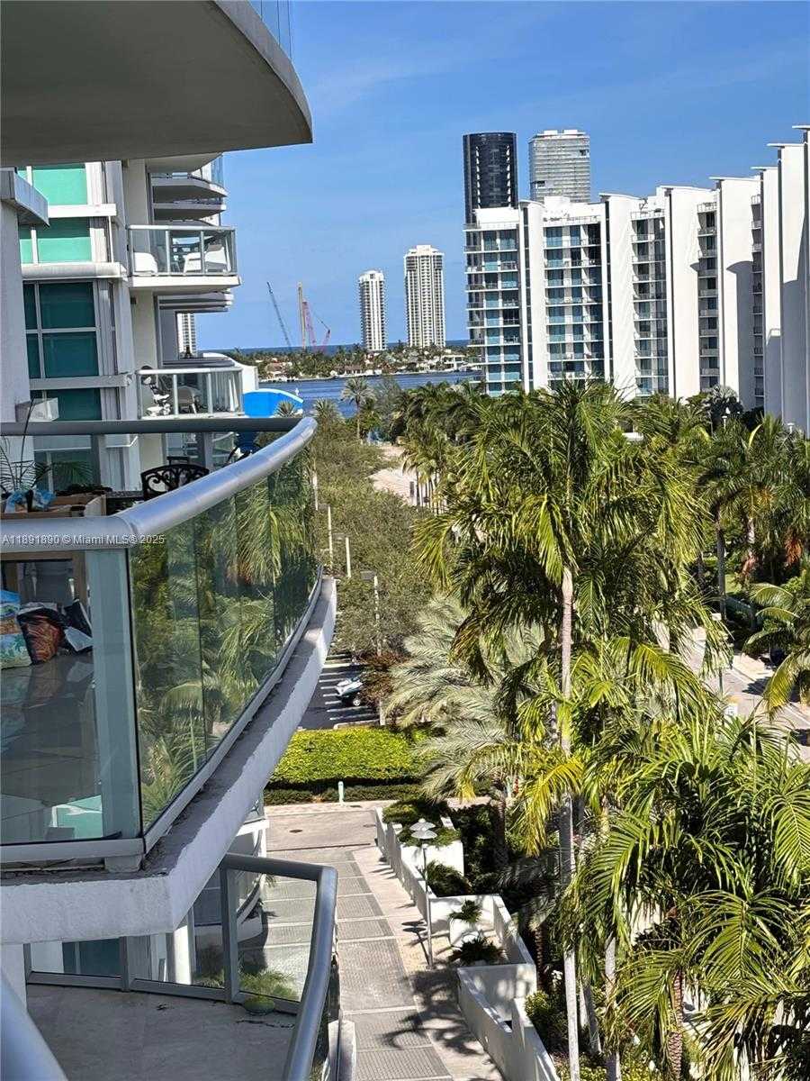 Small Image of 3131 NORTH EAST 188TH ST #1-809, Aventura Number 16