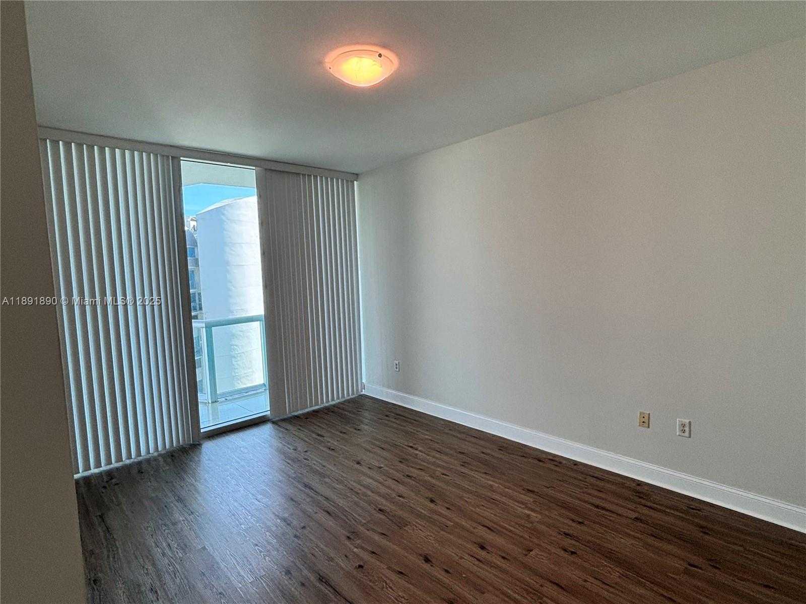 Small Image of 3131 NORTH EAST 188TH ST #1-809, Aventura Number 9