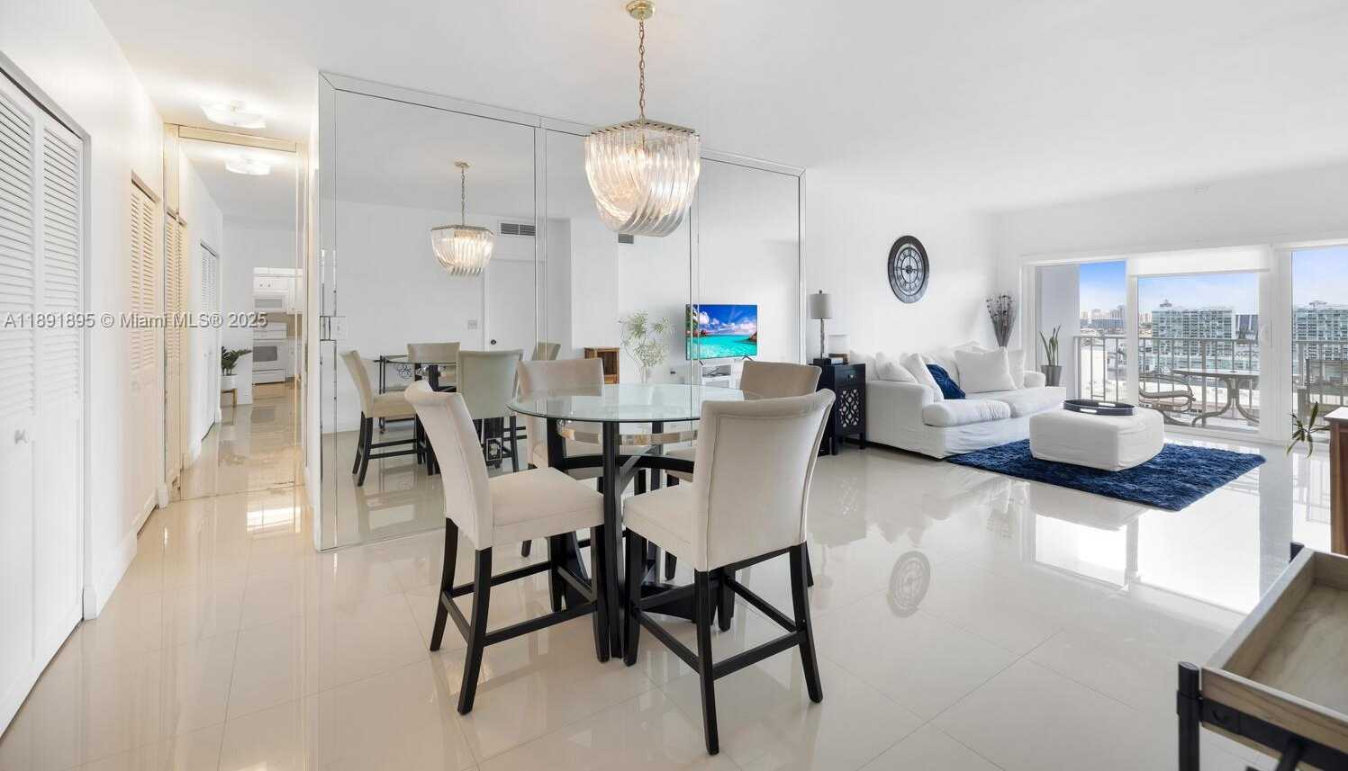 Small Image of 500 BAYVIEW DR #2119, Sunny Isles Beach Number 4