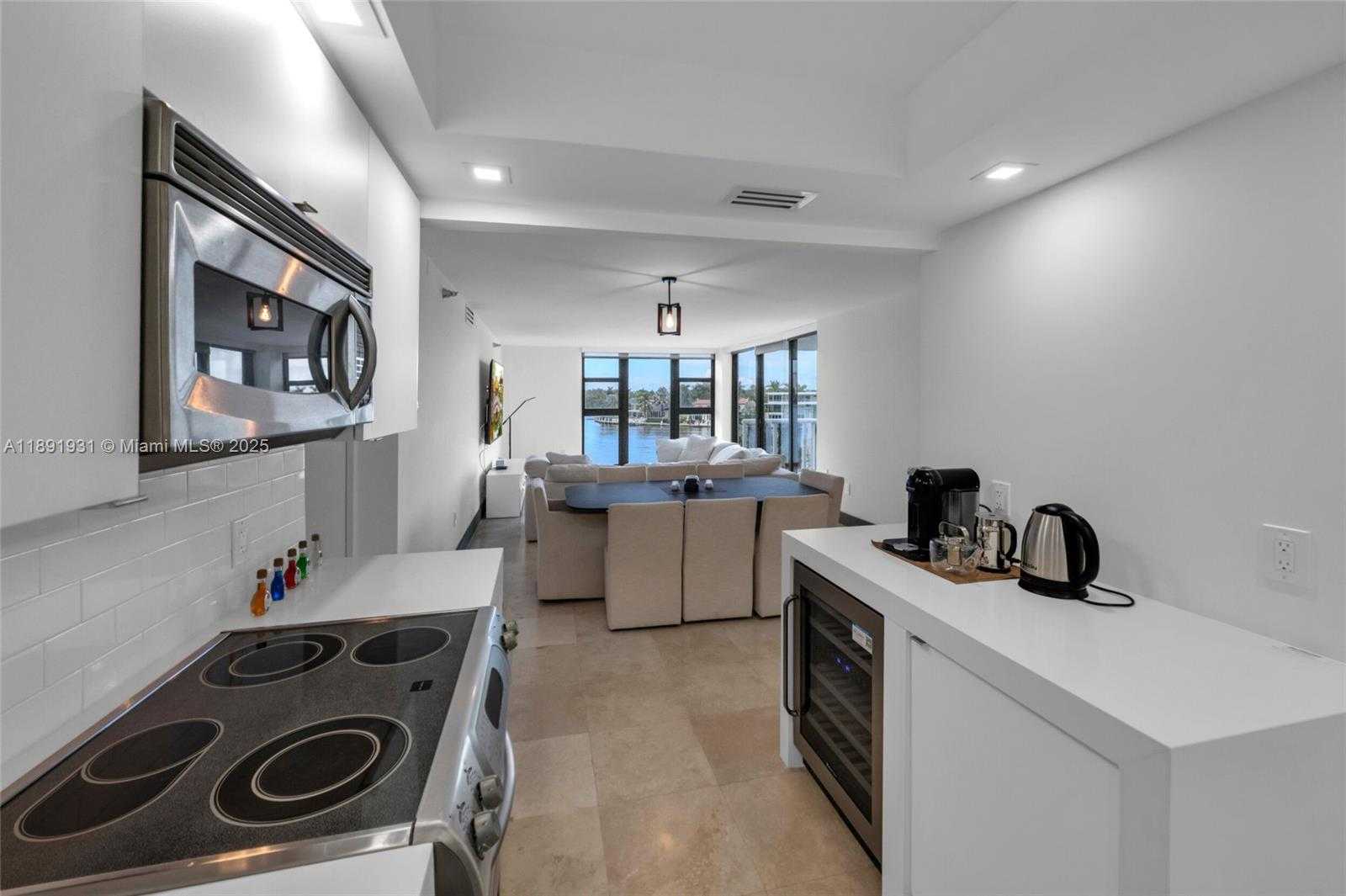 Small Image of 20515 EAST COUNTRY CLUB DR #343, Aventura Number 13